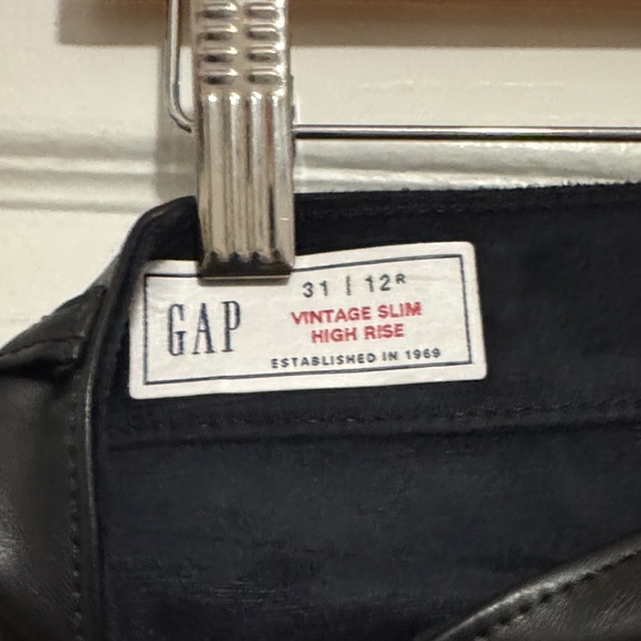GAP Leather Straight Jeans 90s style - Picture 6 of 8
